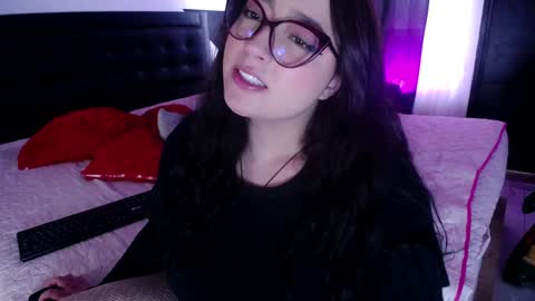 Miss Loise online show from December 2024 03:59:02 PM