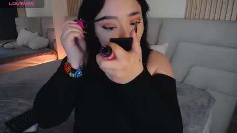 Miss Loise online show from November 2025 03:09:02 AM