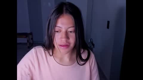 missloren333 online show from September 2025 11:17:02 PM