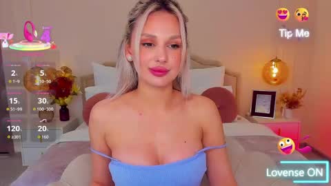 Snapshot of misslou_ chatting on May 2026 05:14:02 AM Lou online show from May 2026 05:14:02 AM