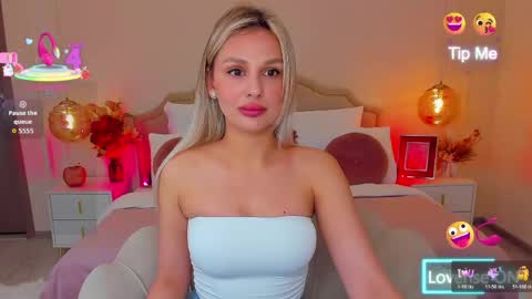 Snapshot of misslou_ chatting on May 2026 05:16:01 AM Lou online show from May 2026 05:16:01 AM