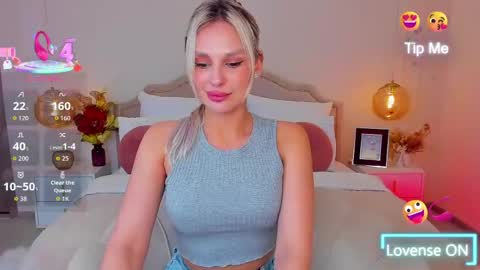 Snapshot of misslou_ chatting on May 2026 05:14:02 AM Lou online show from May 2026 05:14:02 AM