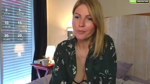 Misslucci online show from October 2025 07:33:01 AM