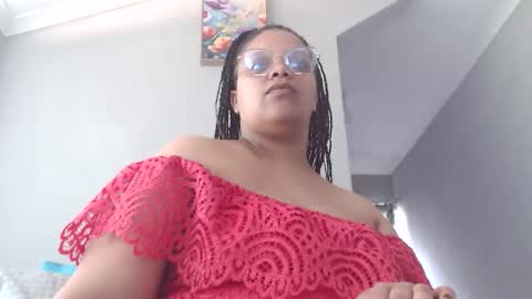 Snapshot of misslustxxx chatting on April 2026 07:35:01 AM misslustxxx online show from April 2026 07:35:01 AM