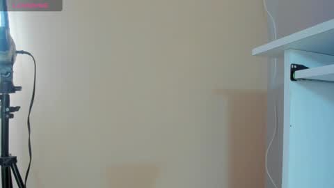 i am lyn online show from February 2025 03:44:01 AM