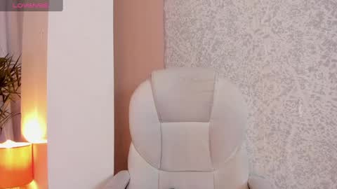 i am lyn online show from February 2025 03:34:02 AM