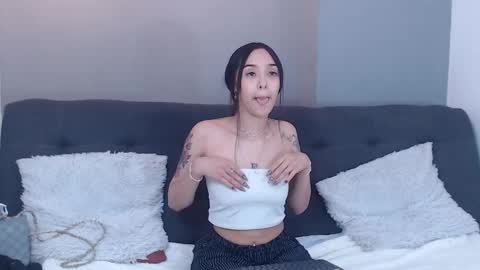 Miss Melody online show from November 2025 03:57:02 PM