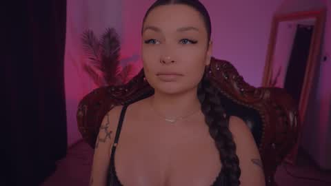 LUXXANDRA online show from February 2025 09:21:01 AM