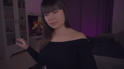 LUXXANDRA online show from February 2026 06:34:01 AM