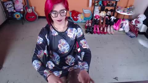 Miss Mia online show from February 2025 01:51:02 PM