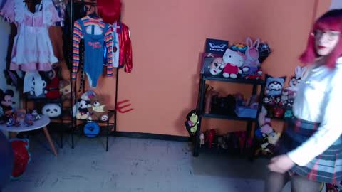 Miss Mia online show from March 2026 10:38:01 AM