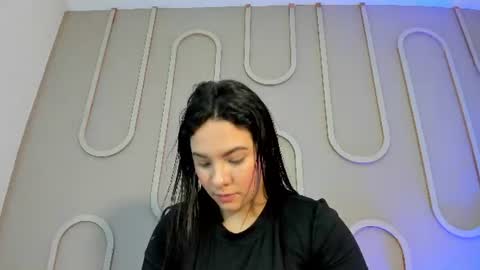 Snapshot of missmiaa_ chatting on June 2026 11:47:02 AM Mia online show from June 2026 11:47:02 AM
