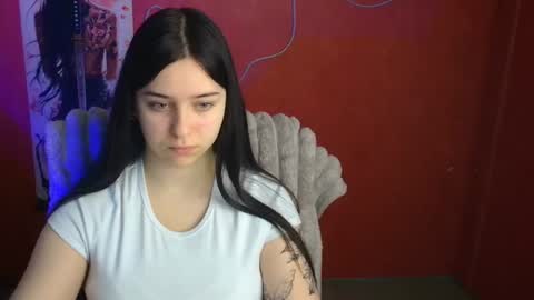 Snapshot of missmiamiss chatting on April 2026 11:12:01 AM Mia online show from April 2026 11:12:01 AM