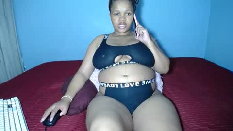 mimmi online show from November 2025 05:28:02 AM