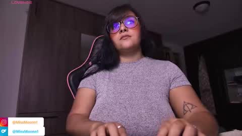 MissMoon online show from October 2025 01:58:02 AM