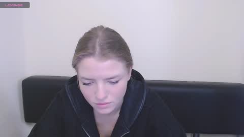 Olivia online show from December 2024 02:39:01 PM