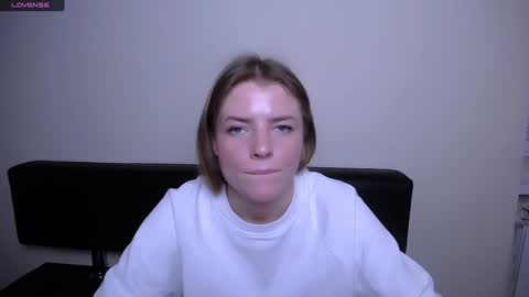 Olivia online show from December 2024 04:49:02 PM