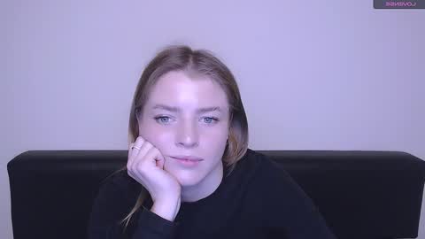 Olivia online show from December 2024 02:05:02 PM