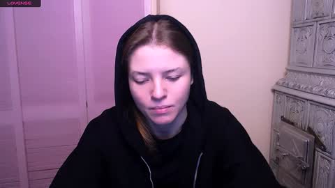 Olivia online show from December 2024 09:12:01 AM