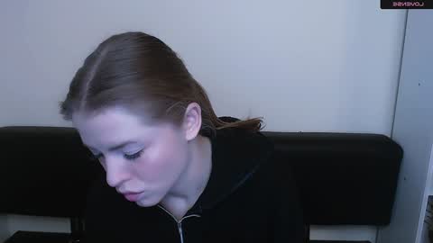 Olivia online show from January 2025 07:49:01 AM