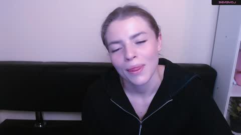 Olivia online show from January 2025 12:08:01 PM