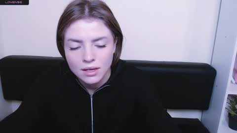 Olivia online show from January 2025 11:10:02 AM