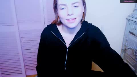 Olivia online show from January 2025 05:53:01 PM