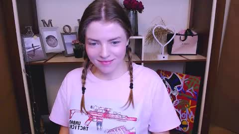 Olivia online show from January 2025 12:47:02 PM