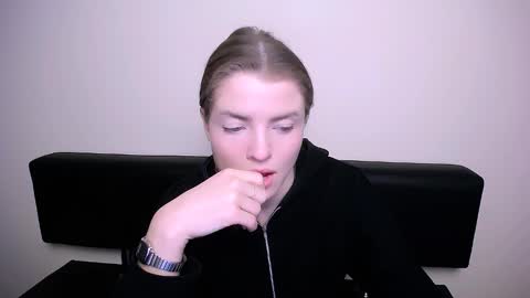 Olivia online show from January 2025 08:43:01 AM