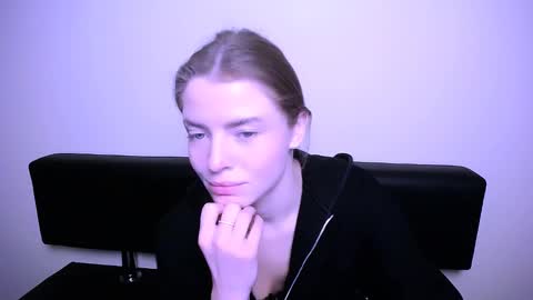 Olivia online show from January 2025 11:46:01 AM