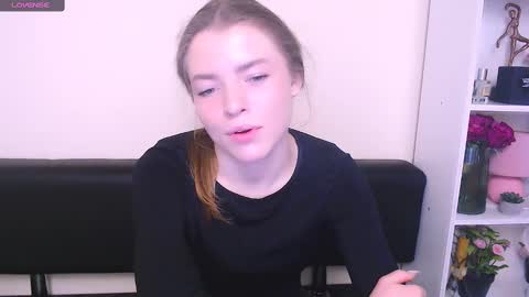 Olivia online show from February 2025 08:10:01 AM