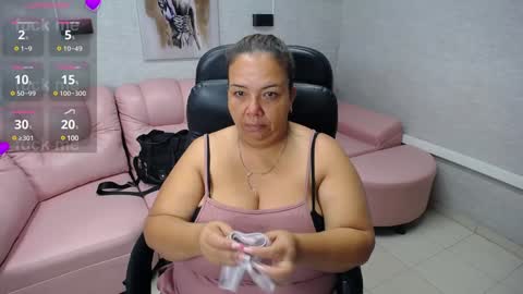 Penelope online show from January 2025 11:45:02 AM