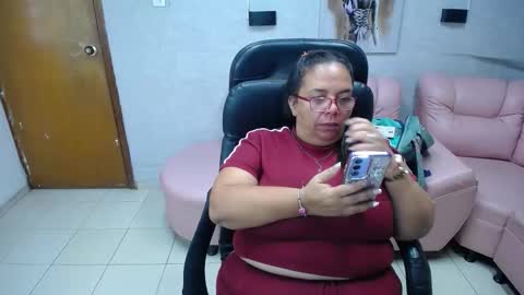 Penelope online show from November 2025 12:15:02 PM