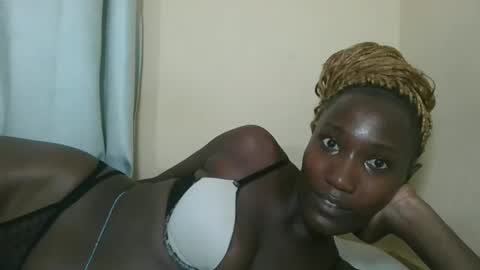 pretty gal online show from March 2025 04:46:01 PM