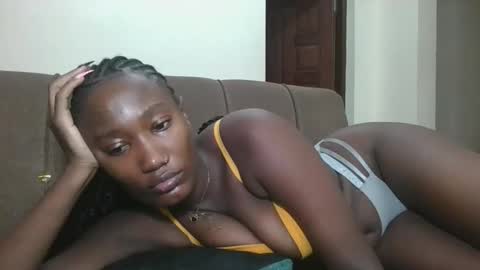 pretty gal online show from April 2026 04:41:01 PM