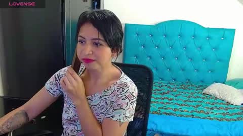 kassandra online show from March 2025 08:05:02 PM