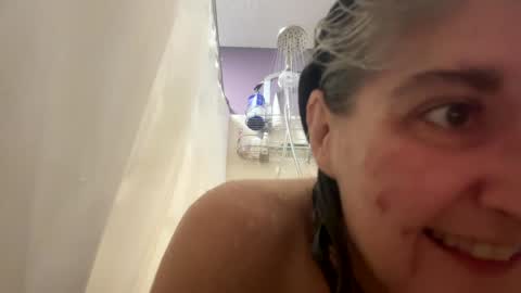 Snapshot of missspooky chatting on December 2024 11:58:01 AM Miss Spooky Silverstacker online show from December 2024 11:58:01 AM