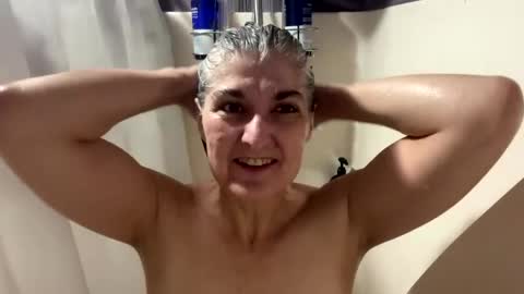 Snapshot of missspooky chatting on February 2025 11:53:01 AM Miss Spooky Silverstacker online show from February 2025 11:53:01 AM