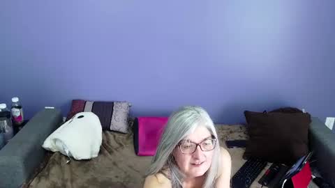 Snapshot of missspooky chatting on June 2026 03:14:02 PM Miss Spooky Silverstacker online show from June 2026 03:14:02 PM