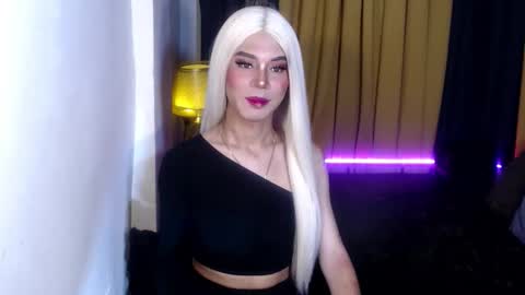 Stella online show from March 2026 03:34:01 PM