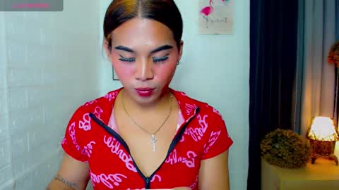 misstrishontop online show from February 2025 04:04:01 PM