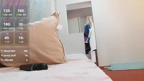 Snapshot of missvalday chatting on February 2025 09:11:01 AM Val online show from February 2025 09:11:01 AM