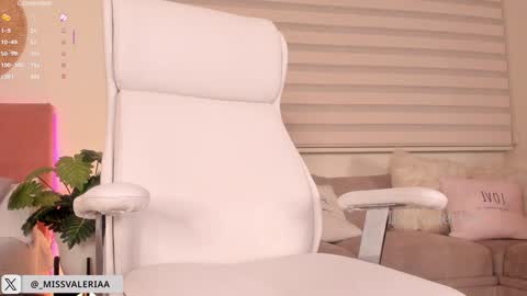 Snapshot of missvaleriaa chatting on January 2025 04:39:01 AM Valeria Davila online show from January 2025 04:39:01 AM