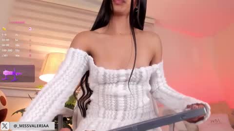 Snapshot of missvaleriaa chatting on February 2025 04:40:01 AM Valeria Davila online show from February 2025 04:40:01 AM