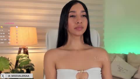 Snapshot of missvaleriaa chatting on February 2025 05:48:02 AM Valeria Davila online show from February 2025 05:48:02 AM