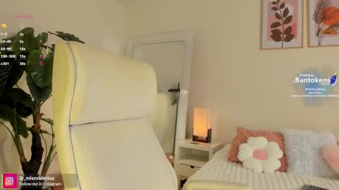 Snapshot of missvaleriaa chatting on September 2025 12:54:01 PM Valeria Davila online show from September 2025 12:54:01 PM