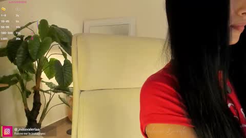 Snapshot of missvaleriaa chatting on October 2025 12:40:02 PM Valeria Davila online show from October 2025 12:40:02 PM