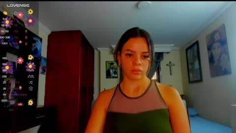 Snapshot of missvalery1 chatting on May 2026 10:49:02 PM missvalery1 online show from May 2026 10:49:02 PM