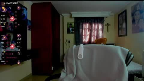 Snapshot of missvalery1 chatting on May 2026 12:46:01 PM missvalery1 online show from May 2026 12:46:01 PM