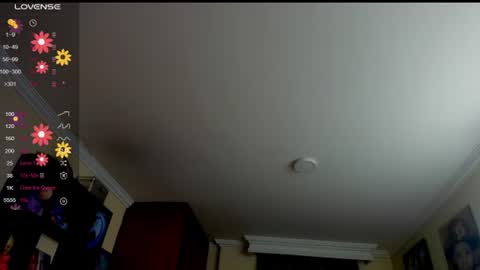 Snapshot of missvalery1 chatting on June 2026 01:09:02 PM missvalery1 online show from June 2026 01:09:02 PM